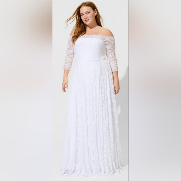 Off white Lace Off Shoulder A-Line Wedding Dress - only worn once!